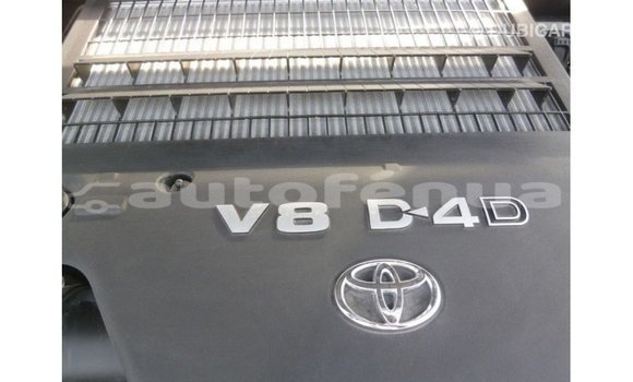 Acheter Import Voiture Toyota Land Cruiser Noir à Import - Dubai, Marquesas Acheter Import Voiture Toyota Land Cruiser Noir à Import - Dubai, Marquesas