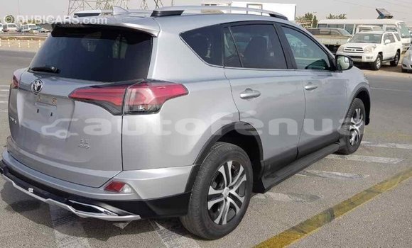 Acheter Import Voiture Toyota RAV4 Autre à Import - Dubai, Marquesas Acheter Import Voiture Toyota RAV4 Autre à Import - Dubai, Marquesas
