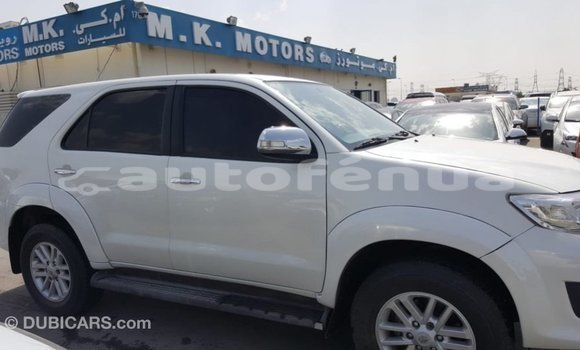 Acheter Import Voiture Toyota Fortuner Blanc à Import - Dubai, Marquesas Acheter Import Voiture Toyota Fortuner Blanc à Import - Dubai, Marquesas
