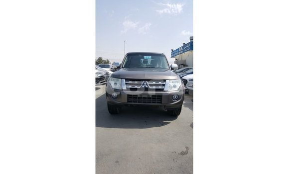 Buy Import Mitsubishi Pajero Brown Car in Import - Dubai in Marquesas Buy Import Mitsubishi Pajero Brown Car in Import - Dubai in Marquesas