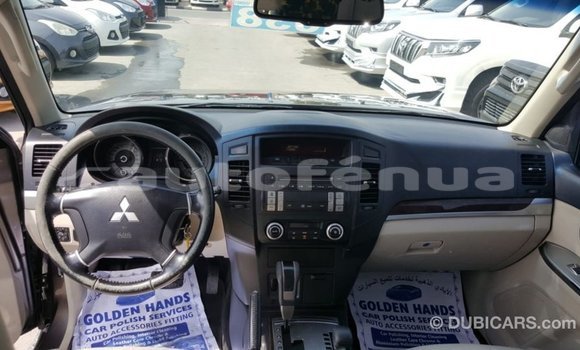 Buy Import Mitsubishi Pajero Brown Car in Import - Dubai in Marquesas Buy Import Mitsubishi Pajero Brown Car in Import - Dubai in Marquesas