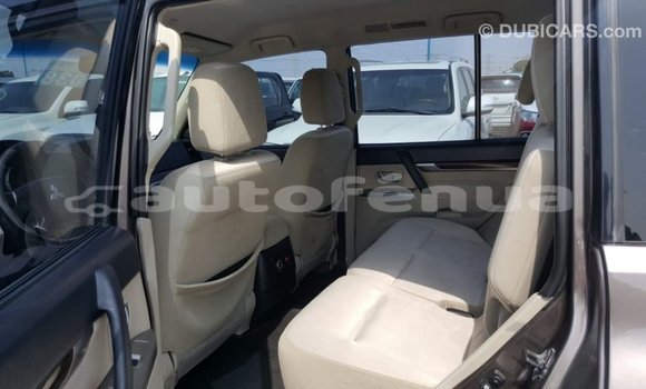 Buy Import Mitsubishi Pajero Brown Car in Import - Dubai in Marquesas Buy Import Mitsubishi Pajero Brown Car in Import - Dubai in Marquesas