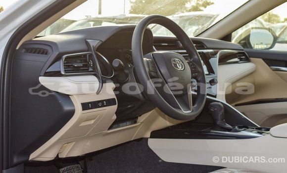 Acheter Import Voiture Toyota Camry Blanc à Import - Dubai, Marquesas Acheter Import Voiture Toyota Camry Blanc à Import - Dubai, Marquesas