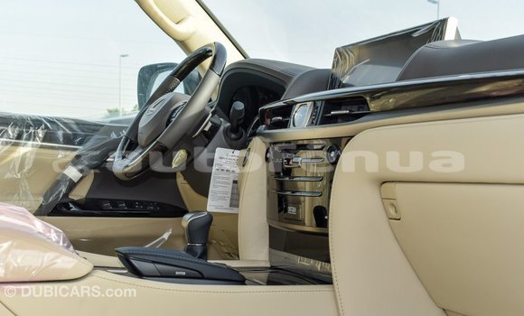 Acheter Import Voiture Lexus LX Blanc à Import - Dubai, Marquesas Acheter Import Voiture Lexus LX Blanc à Import - Dubai, Marquesas