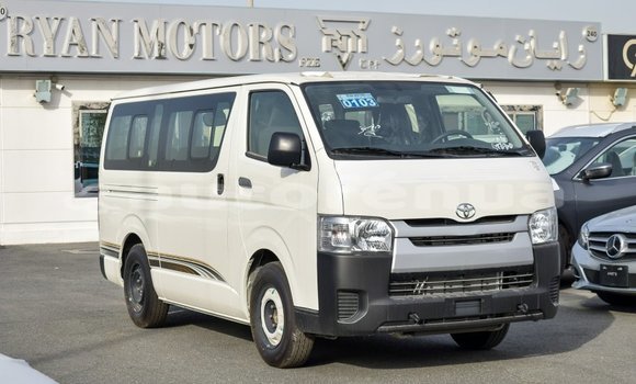 Acheter Import Voiture Toyota Hiace Blanc à Import - Dubai, Marquesas Acheter Import Voiture Toyota Hiace Blanc à Import - Dubai, Marquesas