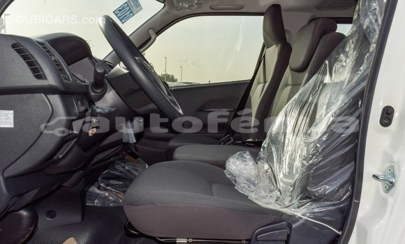 Acheter Import Voiture Toyota Hiace Blanc à Import - Dubai, Marquesas Acheter Import Voiture Toyota Hiace Blanc à Import - Dubai, Marquesas