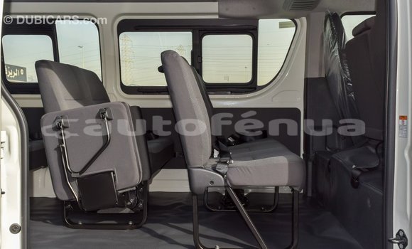 Acheter Import Voiture Toyota Hiace Blanc à Import - Dubai, Marquesas Acheter Import Voiture Toyota Hiace Blanc à Import - Dubai, Marquesas