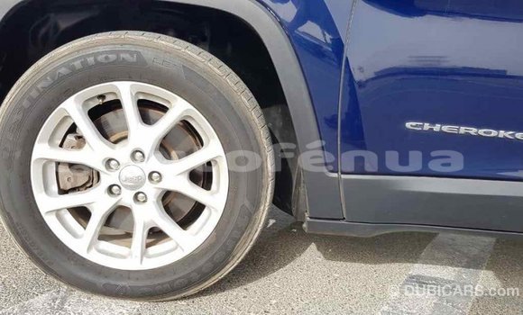 Acheter Import Voiture Jeep Cherokee Bleu à Import - Dubai, Marquesas Acheter Import Voiture Jeep Cherokee Bleu à Import - Dubai, Marquesas