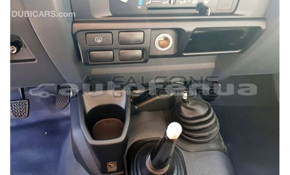 Buy Import Toyota Land Cruiser White Car in Import - Dubai in Marquesas Buy Import Toyota Land Cruiser White Car in Import - Dubai in Marquesas