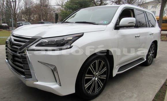Acheter Occasion Voiture Lexus LX 570 Blanc à Hikueru, Tuamotu Acheter Occasion Voiture Lexus LX 570 Blanc à Hikueru, Tuamotu