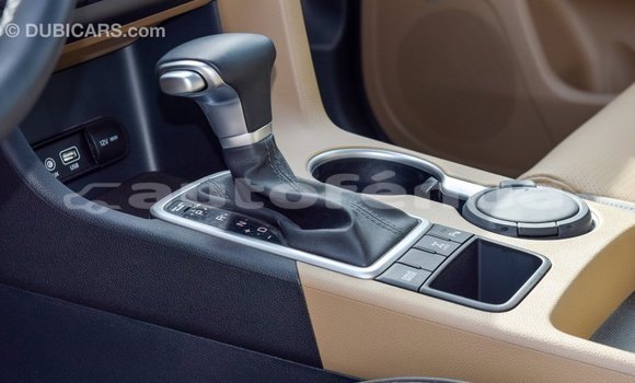 Acheter Import Voiture Kia Sportage Blanc à Import - Dubai, Marquesas Acheter Import Voiture Kia Sportage Blanc à Import - Dubai, Marquesas