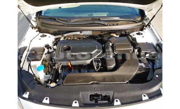 Acheter Import Voiture Hyundai Sonata Blanc à Import - Dubai, Marquesas Acheter Import Voiture Hyundai Sonata Blanc à Import - Dubai, Marquesas