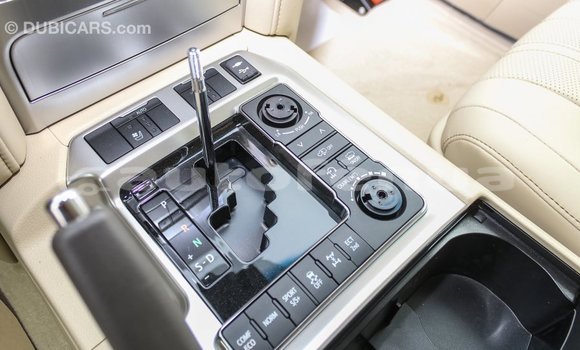 Acheter Import Voiture Toyota Land Cruiser Noir à Import - Dubai, Marquesas Acheter Import Voiture Toyota Land Cruiser Noir à Import - Dubai, Marquesas