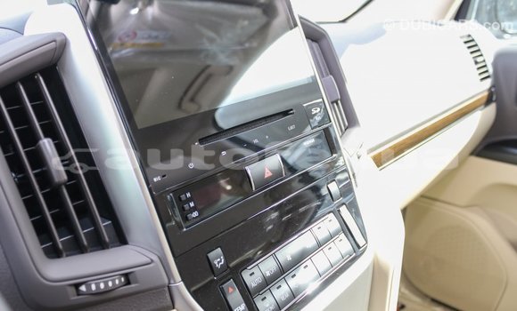 Acheter Import Voiture Toyota Land Cruiser Blanc à Import - Dubai, Marquesas Acheter Import Voiture Toyota Land Cruiser Blanc à Import - Dubai, Marquesas