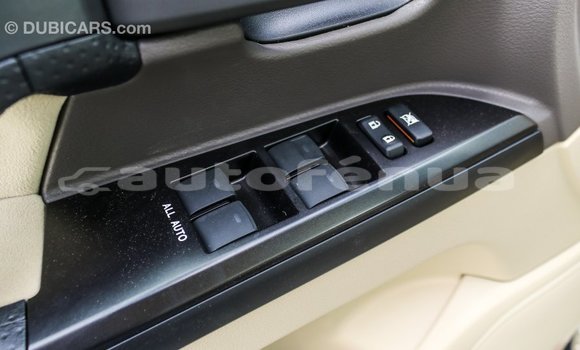 Acheter Import Voiture Toyota Land Cruiser Blanc à Import - Dubai, Marquesas Acheter Import Voiture Toyota Land Cruiser Blanc à Import - Dubai, Marquesas