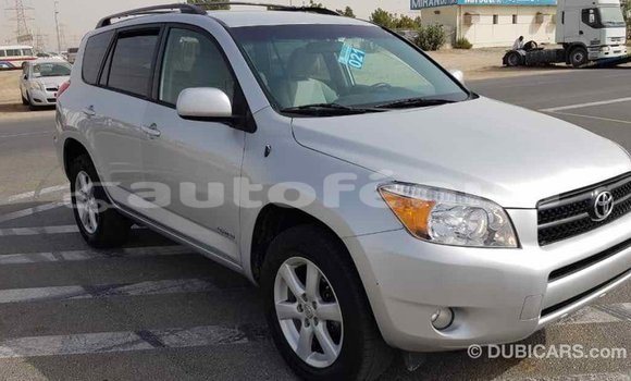 Acheter Import Voiture Toyota RAV4 Autre à Import - Dubai, Marquesas Acheter Import Voiture Toyota RAV4 Autre à Import - Dubai, Marquesas