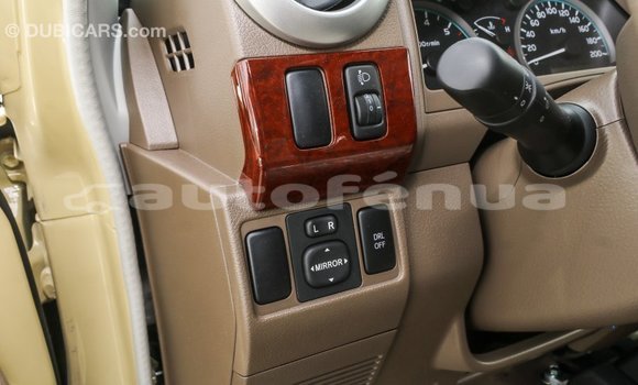 Acheter Import Voiture Toyota Land Cruiser Beige à Import - Dubai, Marquesas Acheter Import Voiture Toyota Land Cruiser Beige à Import - Dubai, Marquesas