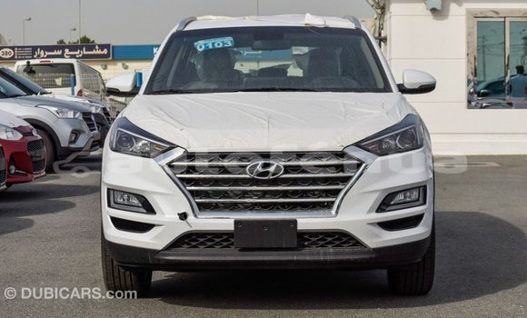 Acheter Import Voiture Hyundai Tucson Blanc à Import - Dubai, Marquesas Acheter Import Voiture Hyundai Tucson Blanc à Import - Dubai, Marquesas