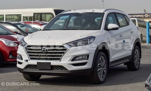 Acheter Import Voiture Hyundai Tucson Blanc à Import - Dubai, Marquesas Acheter Import Voiture Hyundai Tucson Blanc à Import - Dubai, Marquesas