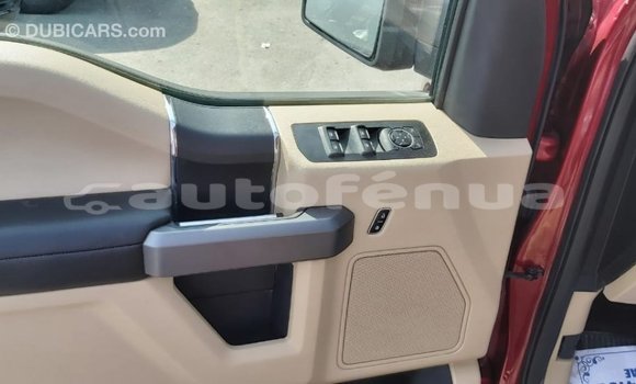 Acheter Import Voiture Ford Club Wagon Rouge à Import - Dubai, Marquesas Acheter Import Voiture Ford Club Wagon Rouge à Import - Dubai, Marquesas