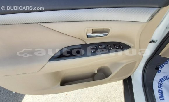 Acheter Import Voiture Mitsubishi Outlander Blanc à Import - Dubai, Marquesas Acheter Import Voiture Mitsubishi Outlander Blanc à Import - Dubai, Marquesas