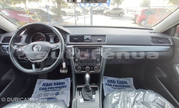 Acheter Import Voiture Volkswagen Passat Rouge à Import - Dubai, Marquesas Acheter Import Voiture Volkswagen Passat Rouge à Import - Dubai, Marquesas