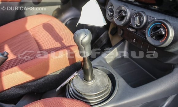 Acheter Import Voiture Toyota Hilux Blanc à Import - Dubai, Marquesas Acheter Import Voiture Toyota Hilux Blanc à Import - Dubai, Marquesas