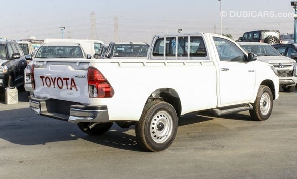 Acheter Import Voiture Toyota Hilux Blanc à Import - Dubai, Marquesas Acheter Import Voiture Toyota Hilux Blanc à Import - Dubai, Marquesas