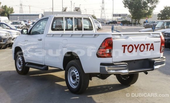 Acheter Import Voiture Toyota Hilux Blanc à Import - Dubai, Marquesas Acheter Import Voiture Toyota Hilux Blanc à Import - Dubai, Marquesas