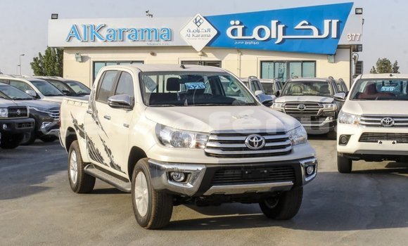 Acheter Import Voiture Toyota Hilux Blanc à Import - Dubai, Marquesas Acheter Import Voiture Toyota Hilux Blanc à Import - Dubai, Marquesas