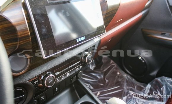 Acheter Import Voiture Toyota Hilux Blanc à Import - Dubai, Marquesas Acheter Import Voiture Toyota Hilux Blanc à Import - Dubai, Marquesas