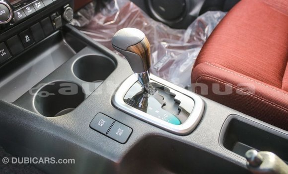 Acheter Import Voiture Toyota Hilux Blanc à Import - Dubai, Marquesas Acheter Import Voiture Toyota Hilux Blanc à Import - Dubai, Marquesas