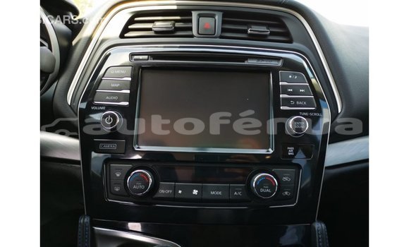 Acheter Import Voiture Nissan Maxima Bleu à Import - Dubai, Marquesas Acheter Import Voiture Nissan Maxima Bleu à Import - Dubai, Marquesas