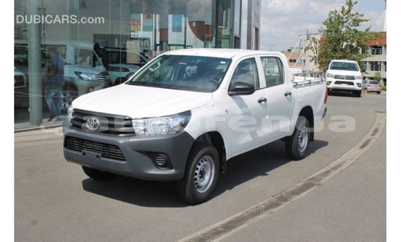 Buy Import Toyota Hilux White Car in Import - Dubai in Marquesas Buy Import Toyota Hilux White Car in Import - Dubai in Marquesas