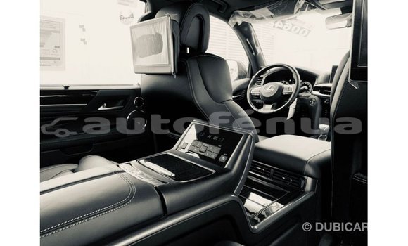 Acheter Import Voiture Lexus LX Autre à Import - Dubai, Marquesas Acheter Import Voiture Lexus LX Autre à Import - Dubai, Marquesas
