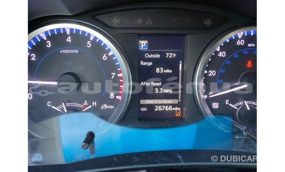 Acheter Import Voiture Toyota Highlander Blanc à Import - Dubai, Marquesas Acheter Import Voiture Toyota Highlander Blanc à Import - Dubai, Marquesas