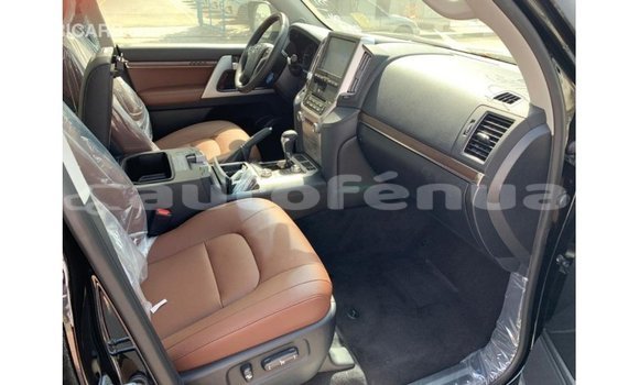 Buy Import Toyota Land Cruiser Black Car in Import - Dubai in Marquesas Buy Import Toyota Land Cruiser Black Car in Import - Dubai in Marquesas