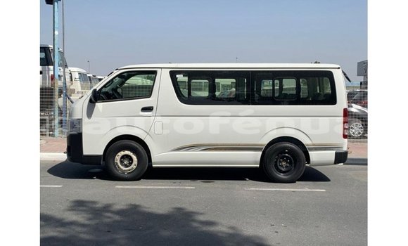 Buy Import Toyota Hiace White Car in Import - Dubai in Marquesas Buy Import Toyota Hiace White Car in Import - Dubai in Marquesas