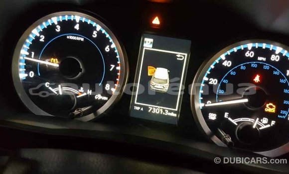 Acheter Import Voiture Toyota Highlander Blanc à Import - Dubai, Marquesas Acheter Import Voiture Toyota Highlander Blanc à Import - Dubai, Marquesas