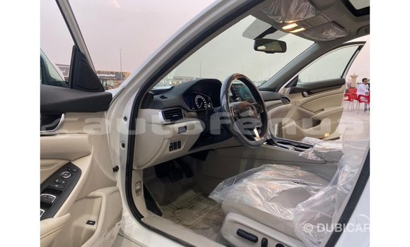 Acheter Import Voiture Honda Accord Blanc à Import - Dubai, Marquesas Acheter Import Voiture Honda Accord Blanc à Import - Dubai, Marquesas