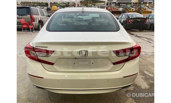 Acheter Import Voiture Honda Accord Blanc à Import - Dubai, Marquesas Acheter Import Voiture Honda Accord Blanc à Import - Dubai, Marquesas