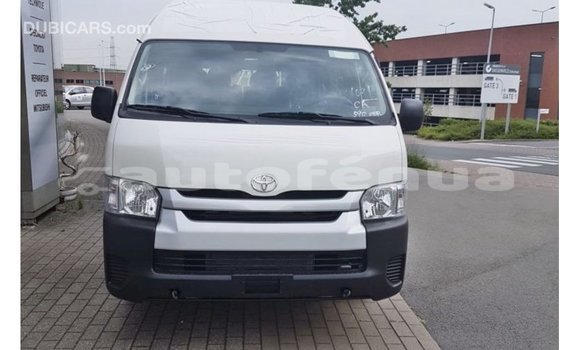 Buy Import Toyota Hiace White Car in Import - Dubai in Marquesas Buy Import Toyota Hiace White Car in Import - Dubai in Marquesas