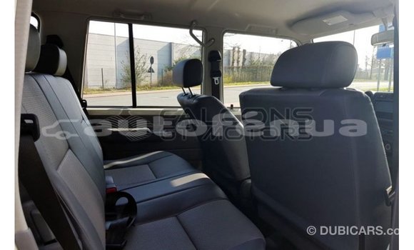 Buy Import Toyota Land Cruiser White Car in Import - Dubai in Marquesas Buy Import Toyota Land Cruiser White Car in Import - Dubai in Marquesas