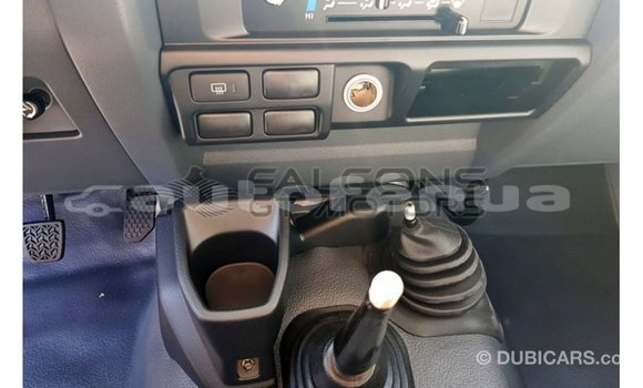 Buy Import Toyota Land Cruiser White Car in Import - Dubai in Marquesas Buy Import Toyota Land Cruiser White Car in Import - Dubai in Marquesas