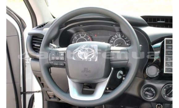 Buy Import Toyota Hilux White Car in Import - Dubai in Marquesas Buy Import Toyota Hilux White Car in Import - Dubai in Marquesas