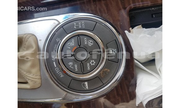 Acheter Import Voiture Nissan Patrol Blanc à Import - Dubai, Marquesas Acheter Import Voiture Nissan Patrol Blanc à Import - Dubai, Marquesas