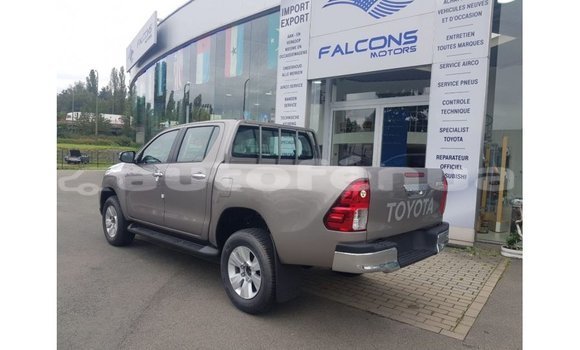 Buy Import Toyota Hilux Other Car in Import - Dubai in Marquesas Buy Import Toyota Hilux Other Car in Import - Dubai in Marquesas