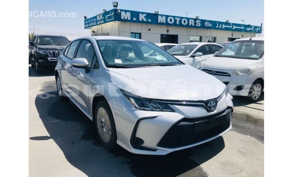 Buy Import Toyota Corolla White Car in Import - Dubai in Marquesas Buy Import Toyota Corolla White Car in Import - Dubai in Marquesas