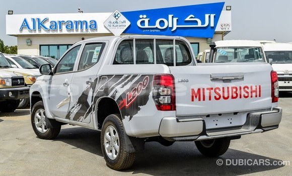 Acheter Import Voiture Mitsubishi L200 Blanc à Import - Dubai, Marquesas Acheter Import Voiture Mitsubishi L200 Blanc à Import - Dubai, Marquesas