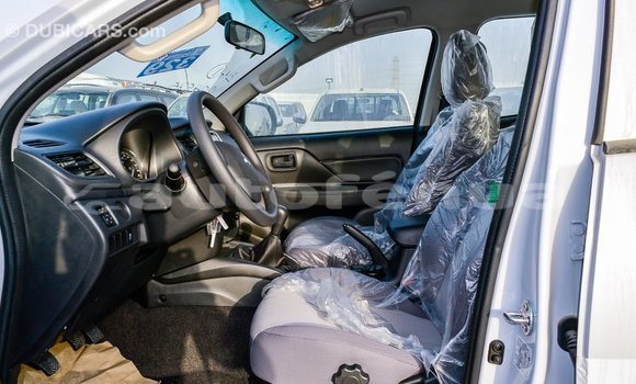 Acheter Import Voiture Mitsubishi L200 Blanc à Import - Dubai, Marquesas Acheter Import Voiture Mitsubishi L200 Blanc à Import - Dubai, Marquesas